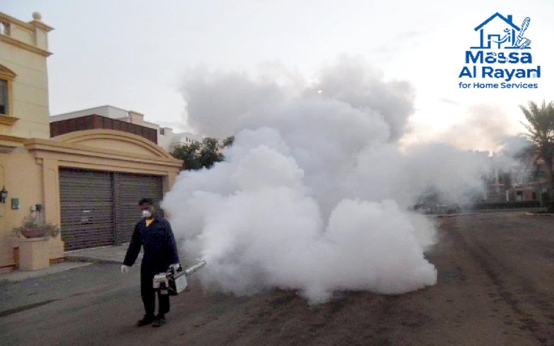"جهاز رش ضبابي لمكافحة البعوض والذباب في غرب الرياض"