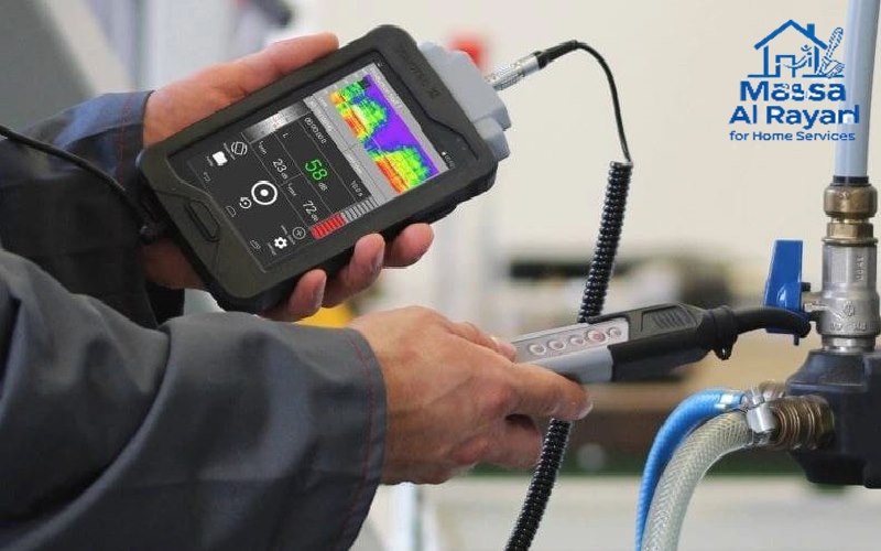 "جهاز كشف تسربات المياه بالغاز المستخدم في تحديد مواقع التسربات الخفية بدقة"
